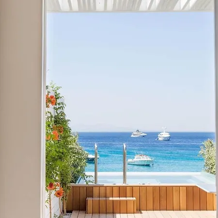 Mykonos Dove Beachfront 5*